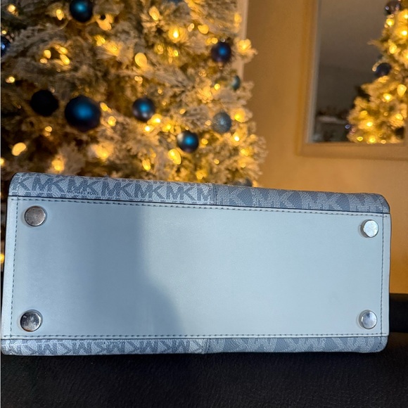 Michael Kors Blue and White Satchel - Picture 3 of 5